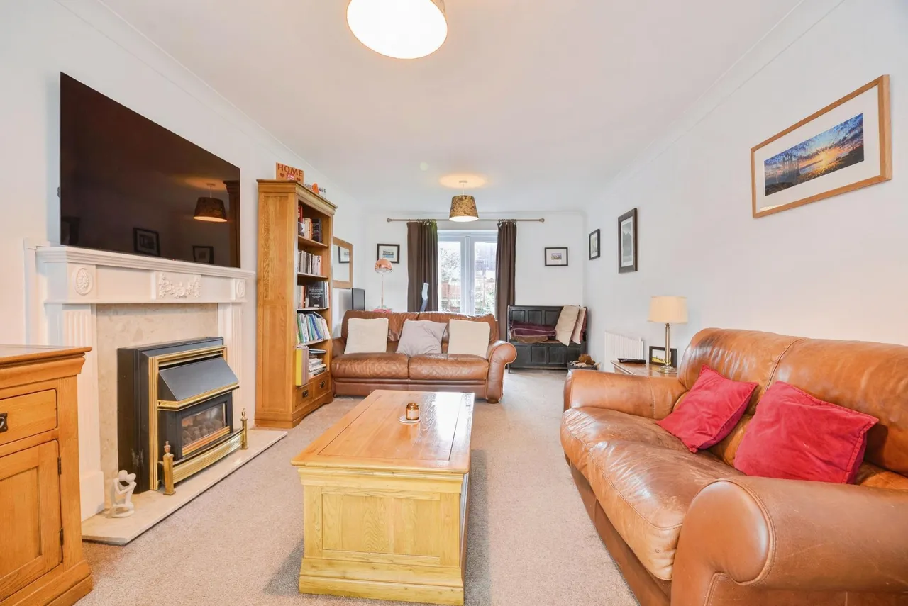 Pease Court, Stockton-on-tees, TS16, photo 3