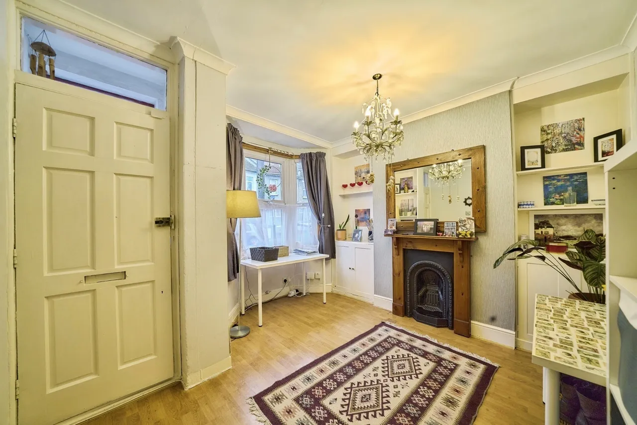 Faringford Road, London, E15, photo 5