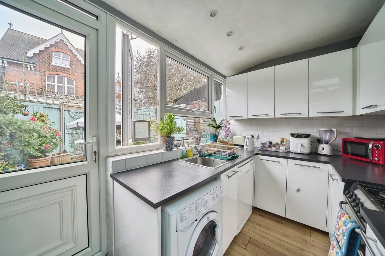 Faringford Road, London, E15, photo 9
