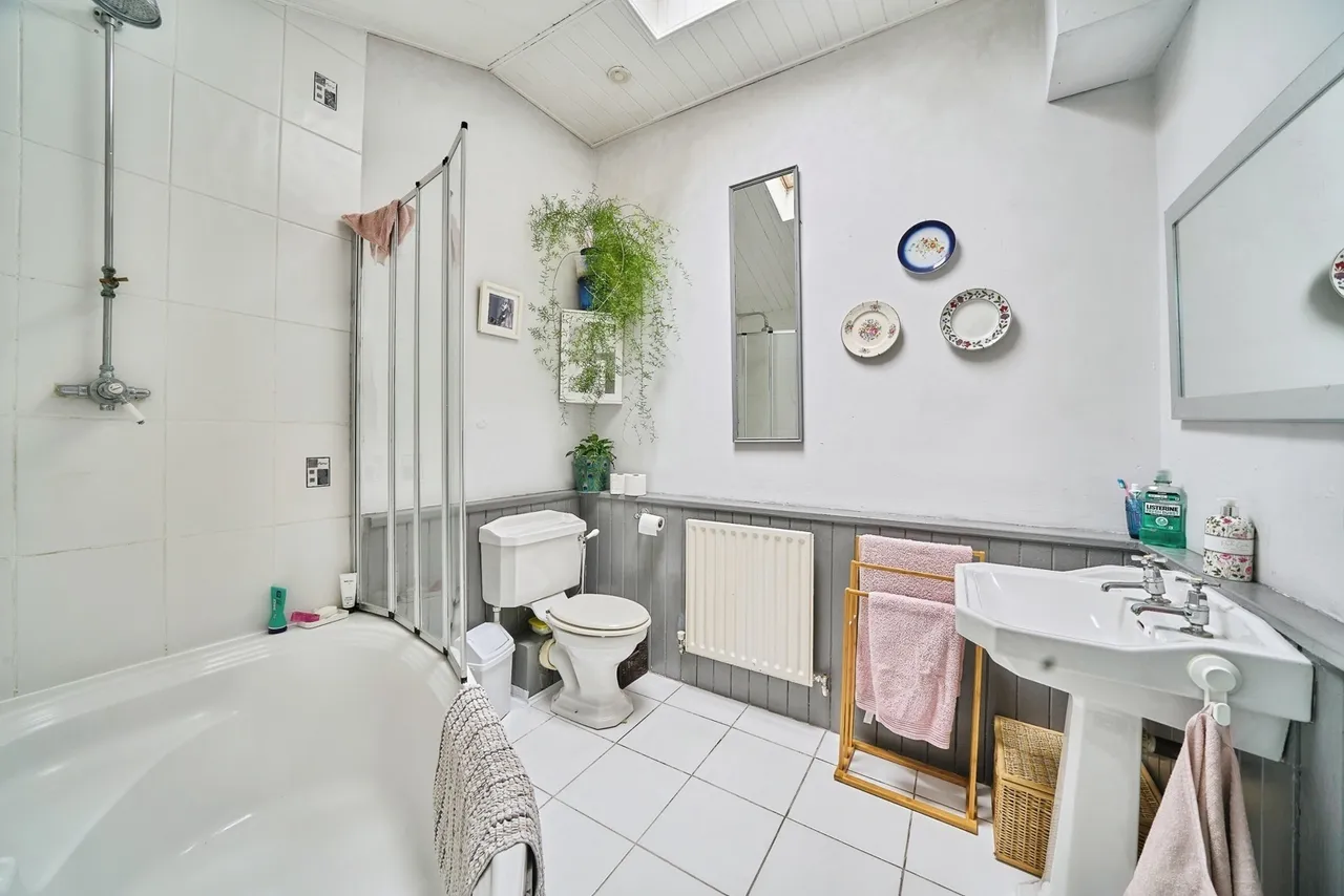 Faringford Road, London, E15, photo 11