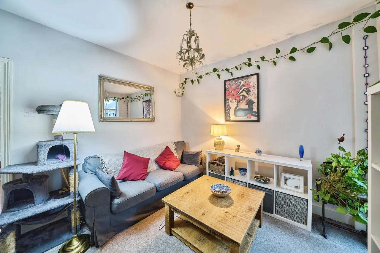Faringford Road, London, E15, photo 3