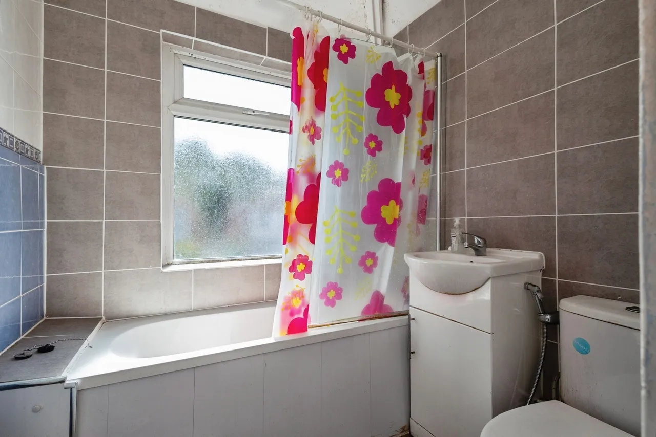 Delacourt Road, Manchester, Greater Manchester, M14, photo 16