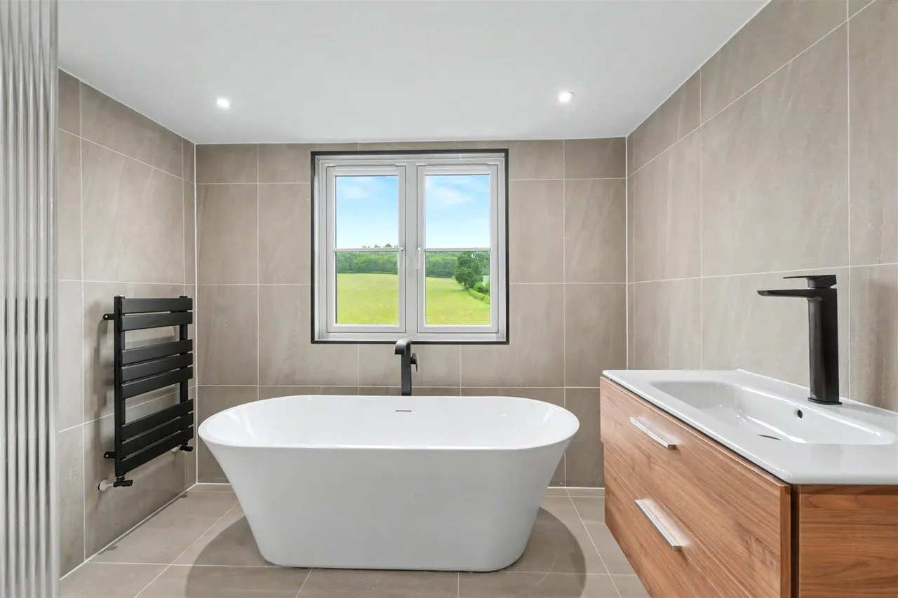Whites Croft, Woodborough, NG14, photo 6