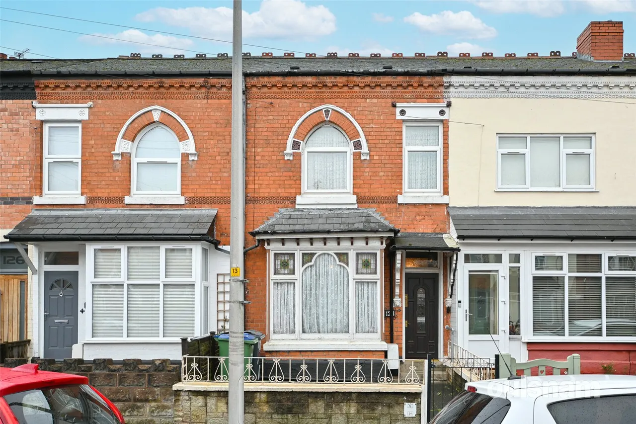 3 bed house for sale — Milcote Road, Bearwood, West Midlands, B67 5BQ