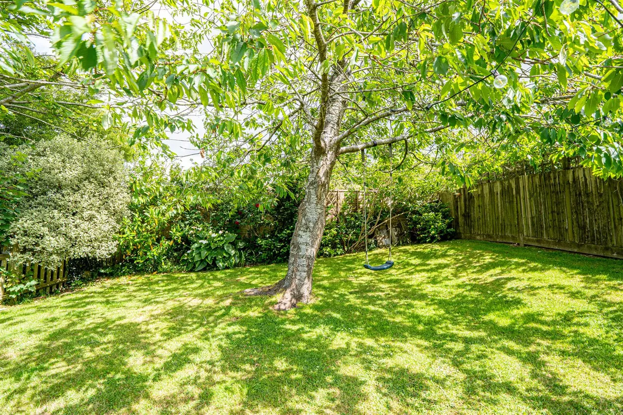 Fairlight Road, Hastings, photo 40