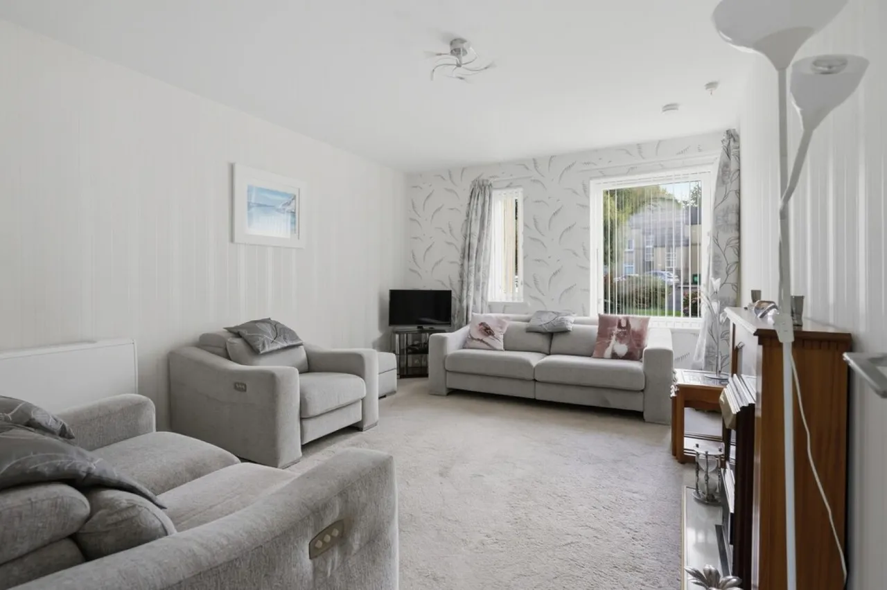 Grendon Court, Stirling, FK8, photo 2