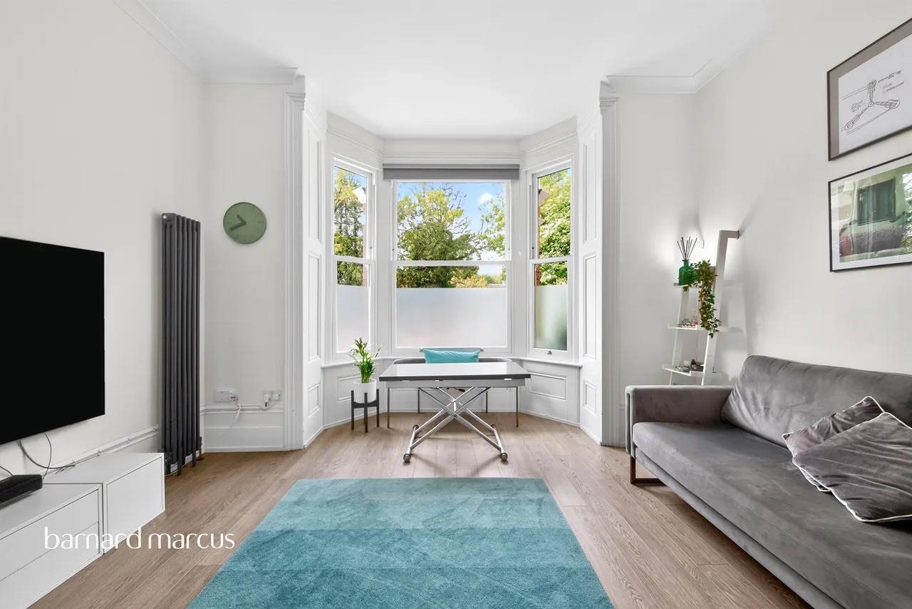 1 bed flat for sale, Gloucester Road, Barnet, EN5