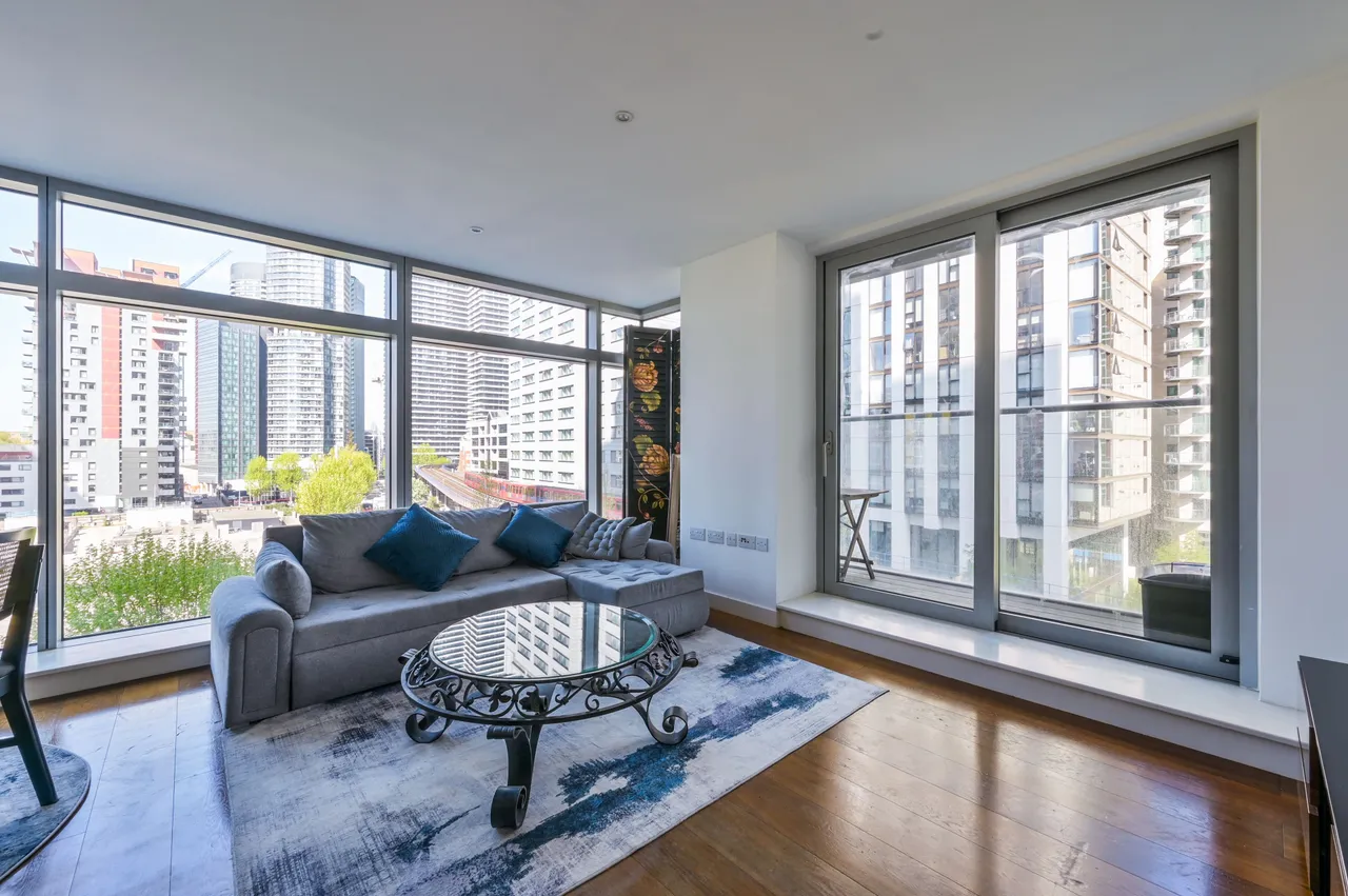 2 bed flat for sale — Flat 614, 1 Pan Peninsula Square, London