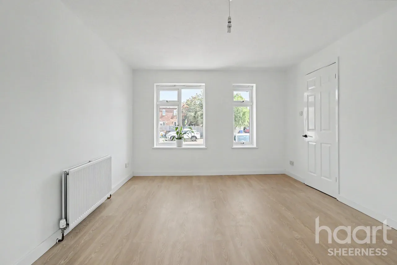 Alder Close, Sheerness, ME12, photo 14
