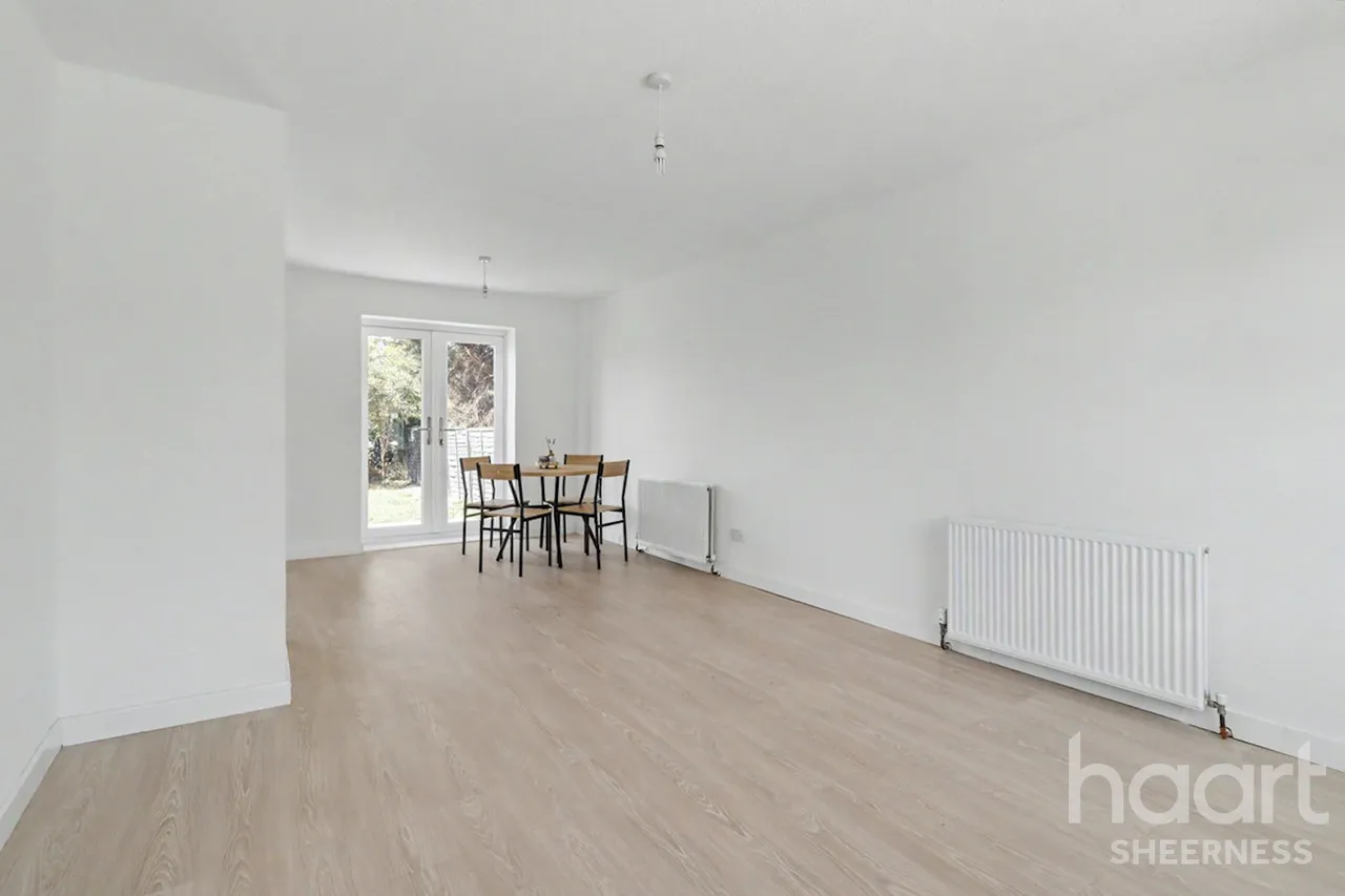 Alder Close, Sheerness, ME12, photo 6