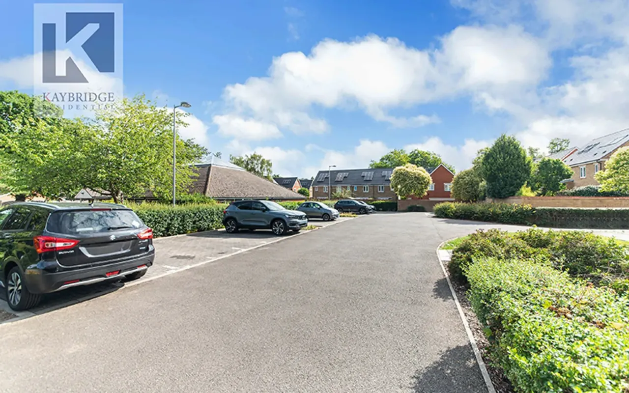 Longland Place, Epsom, KT19, photo 11