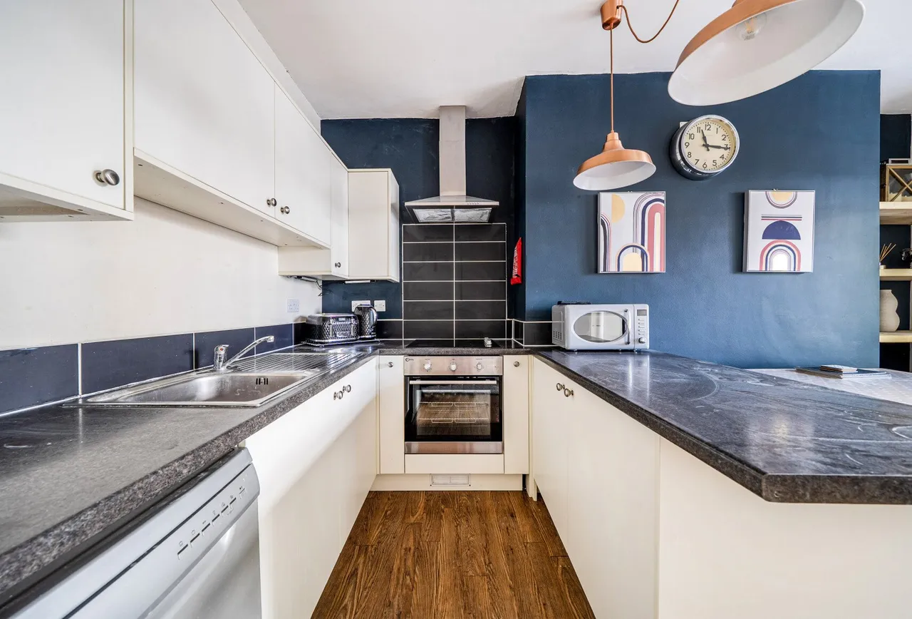 Wellington Street, Cheltenham, GL50 1XY, photo 6