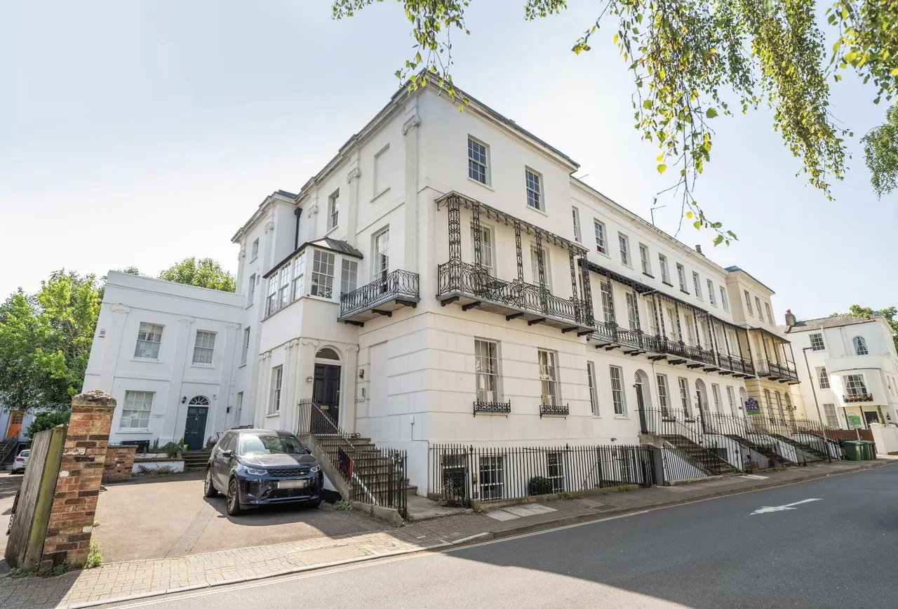 Wellington Street, Cheltenham, GL50 1XY, photo 18