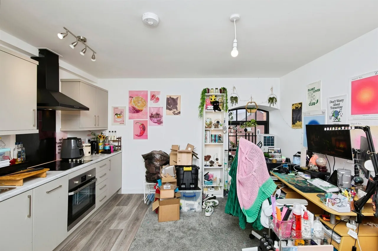 Horninglow Street, Burton-On-Trent, DE14, photo 9