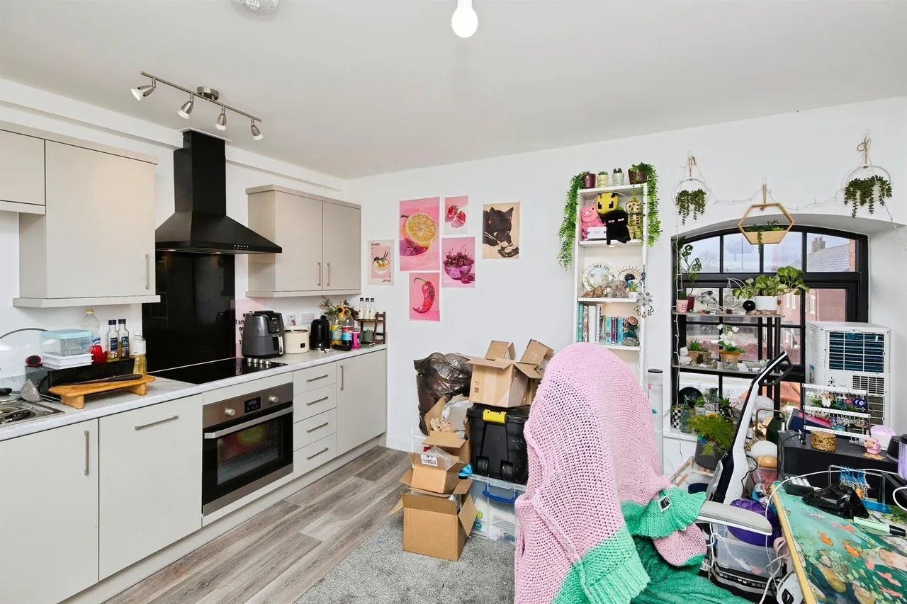Horninglow Street, Burton-On-Trent, DE14, photo 7