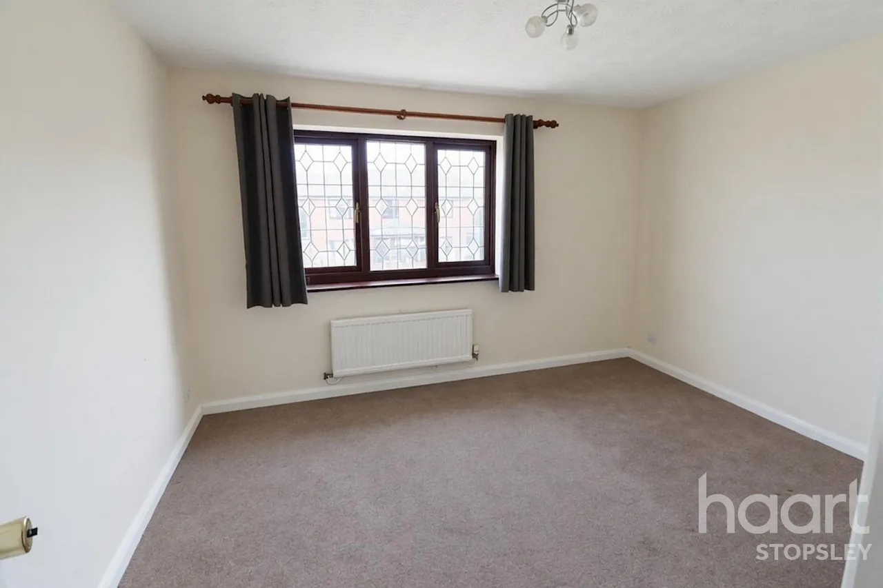 Rotherfield, Luton, LU2, photo 26