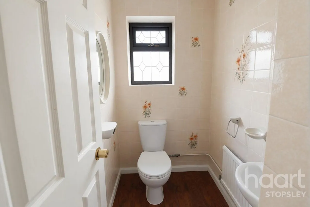 Rotherfield, Luton, LU2, photo 19