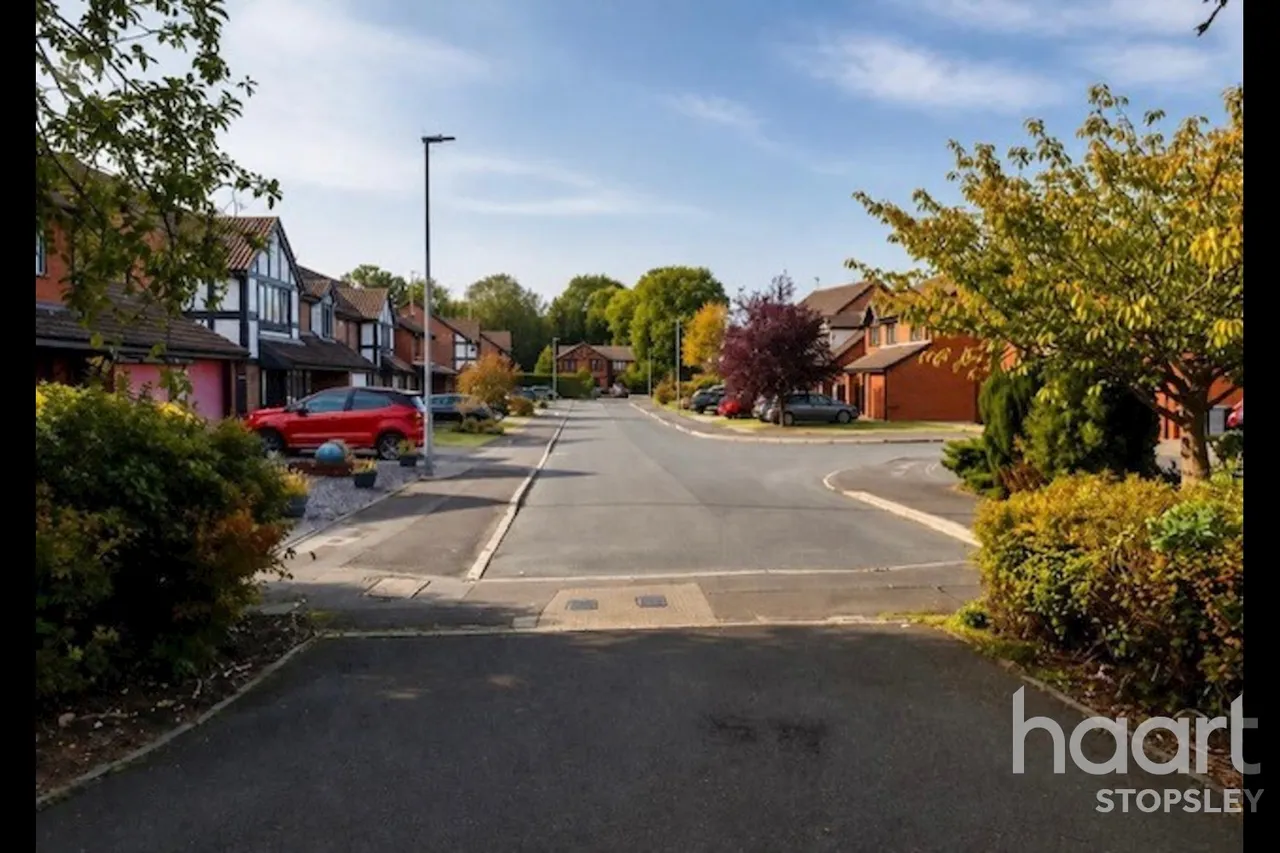 Rotherfield, Luton, LU2, photo 18