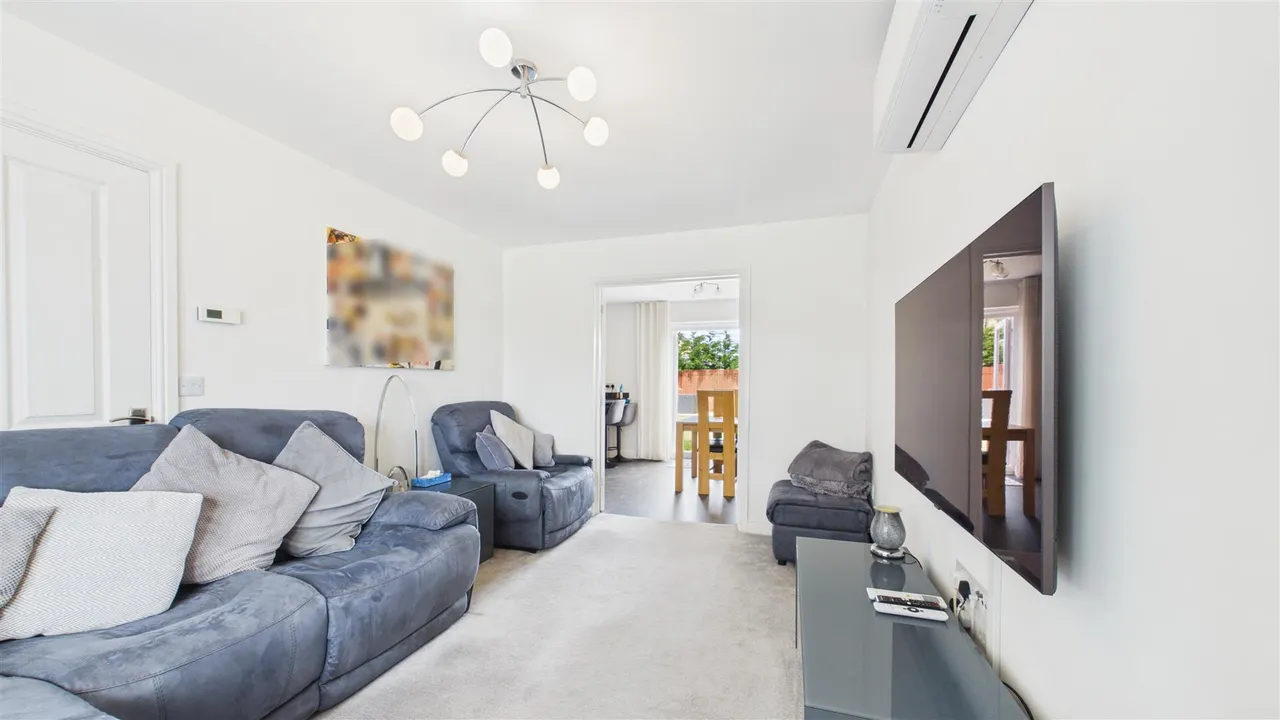 Harrier Way, MARKET DEEPING, photo 8