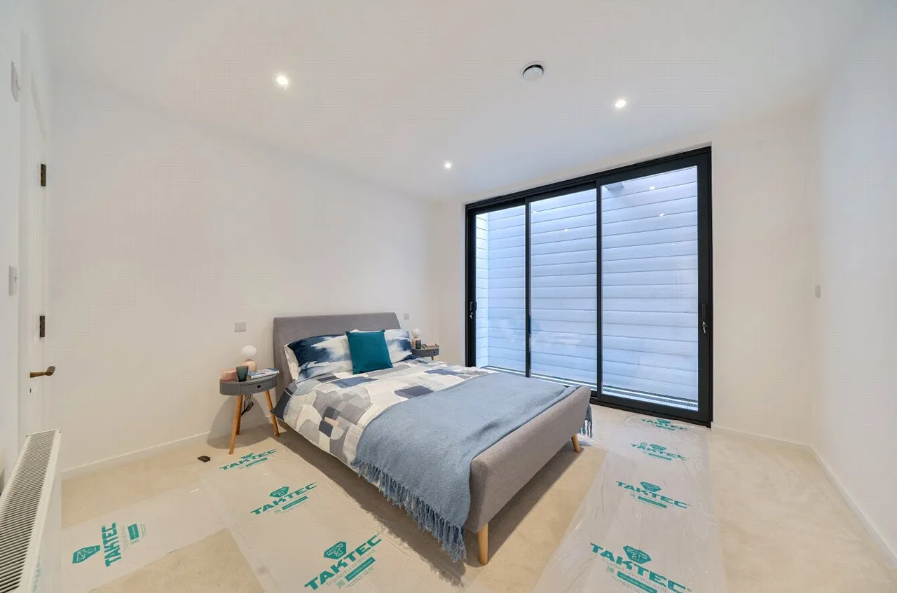 Jeddo Road, London, W12, photo 11