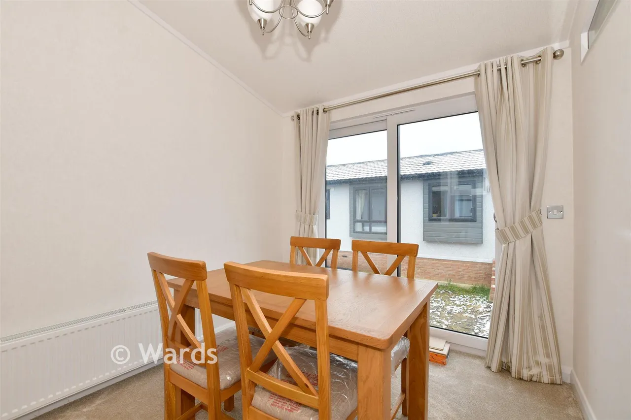 Maidstone Road, Paddock Wood, TN12, photo 3