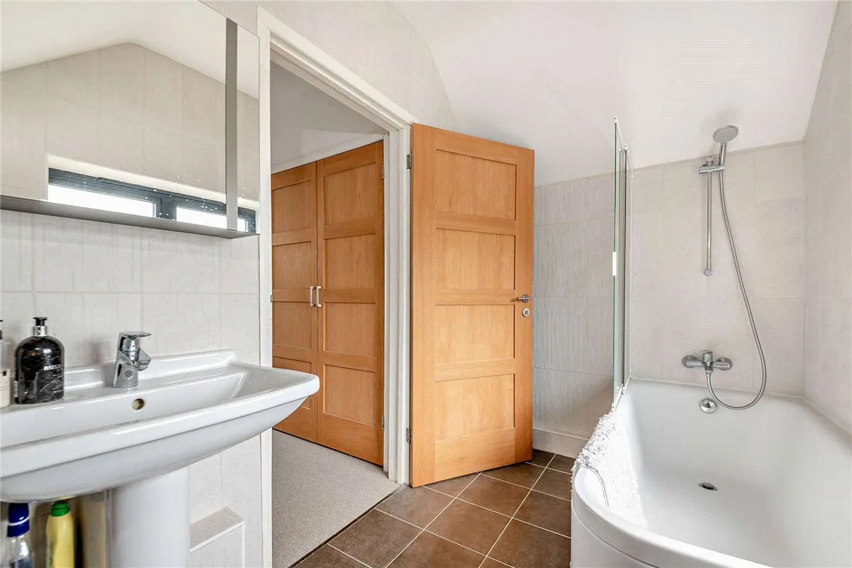 Gore End, Newbury, RG20, photo 21
