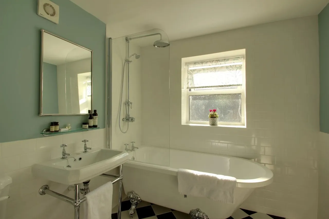 Grange Avenue, Harrogate, HG1, photo 9