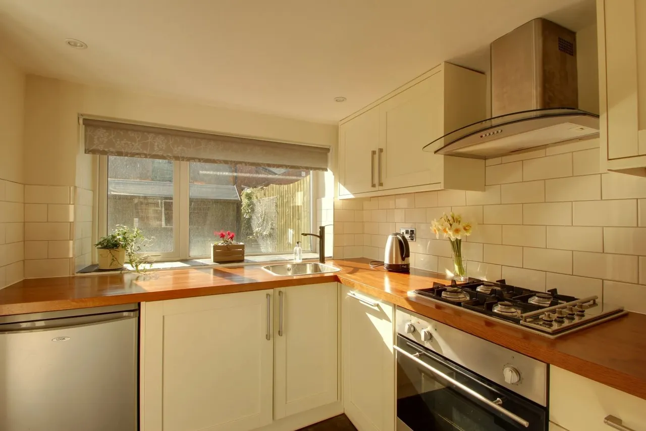 Grange Avenue, Harrogate, HG1, photo 6