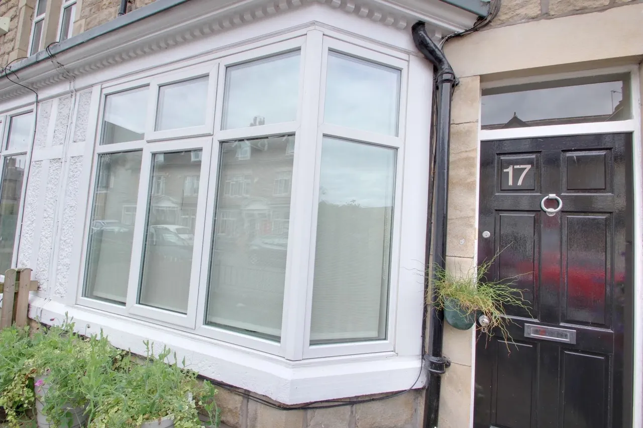 4 bed house to rent, Grange Avenue, Harrogate, HG1