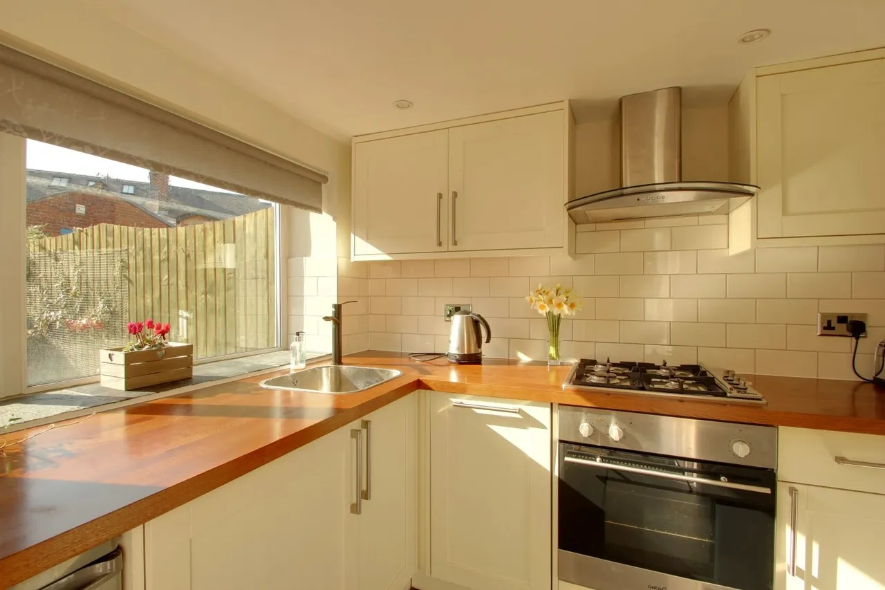 Grange Avenue, Harrogate, HG1, photo 5