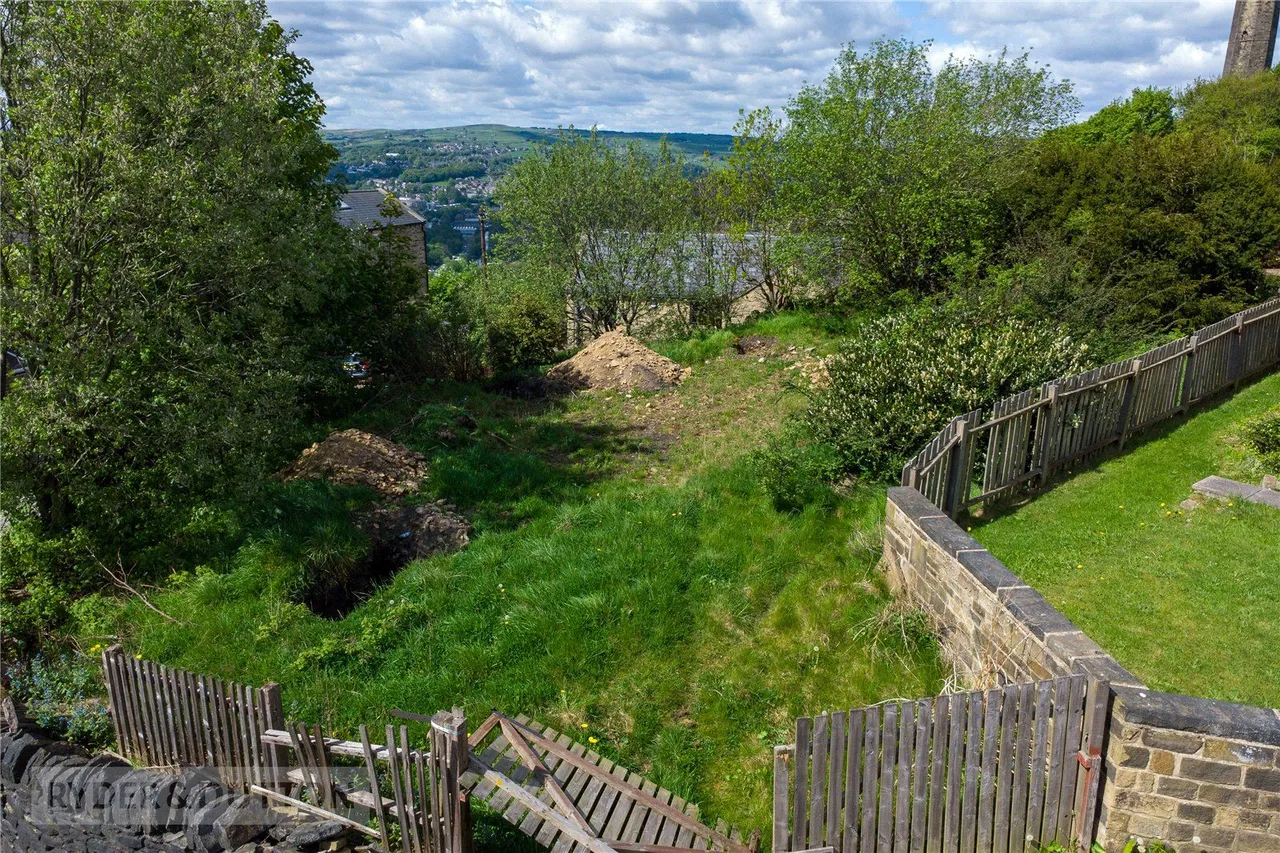 Wakefield Gate, Halifax, HX3, photo 7