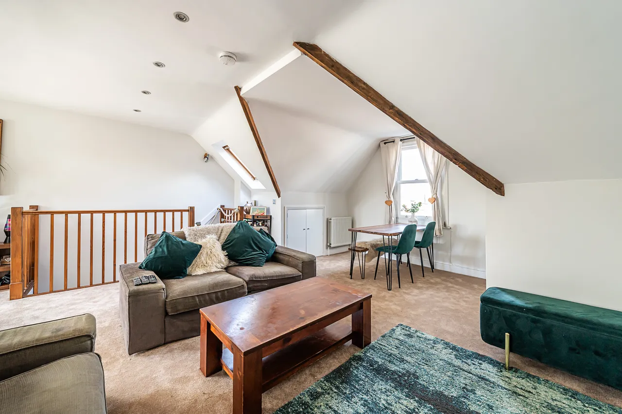 Lavender Hill, London, SW11, photo 9