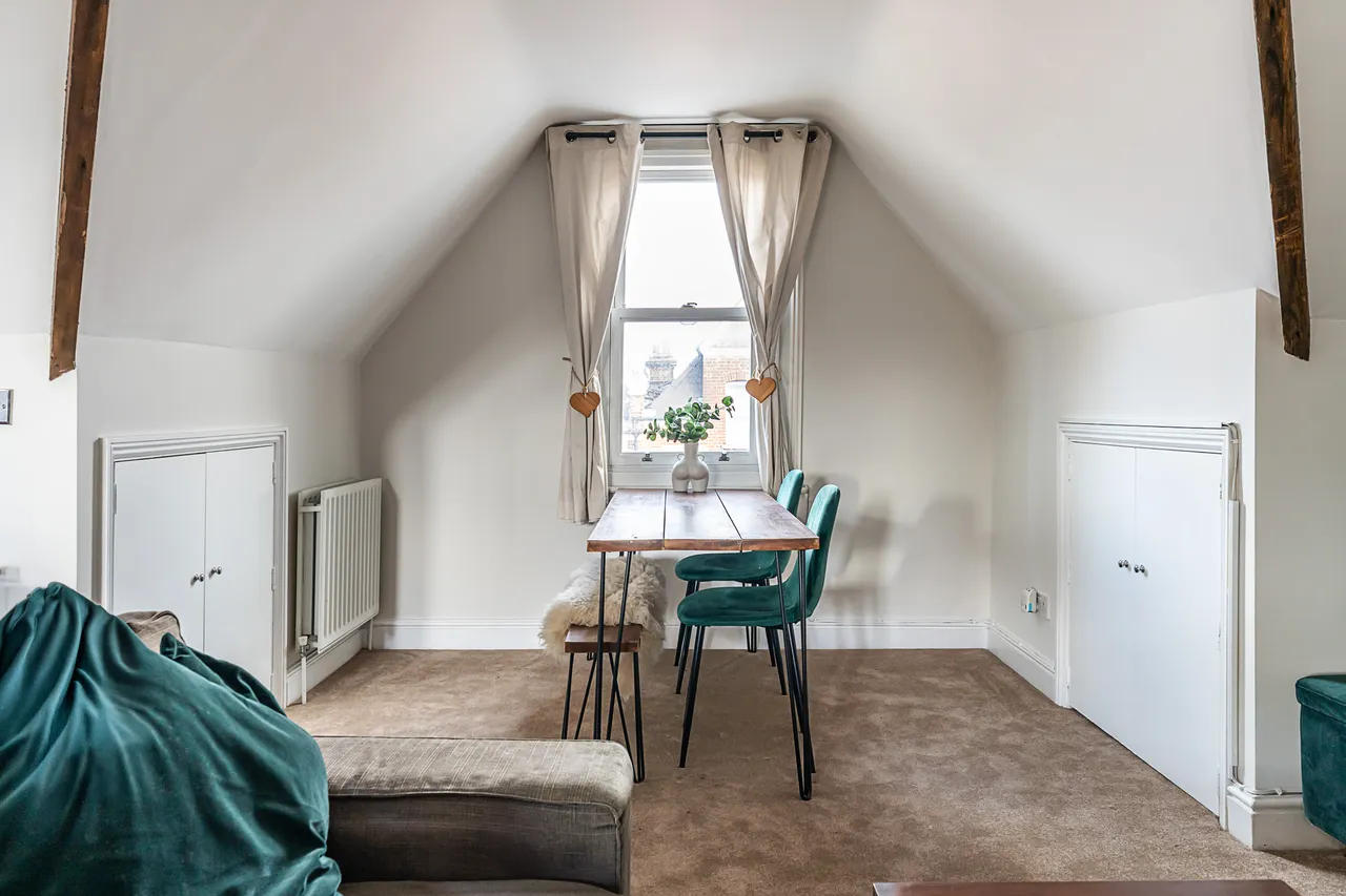 Lavender Hill, London, SW11, photo 4