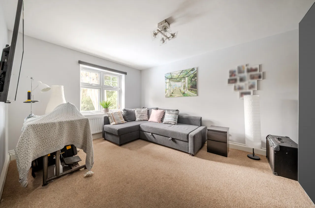 Elmhurst Road, Gosport, PO12, photo 9