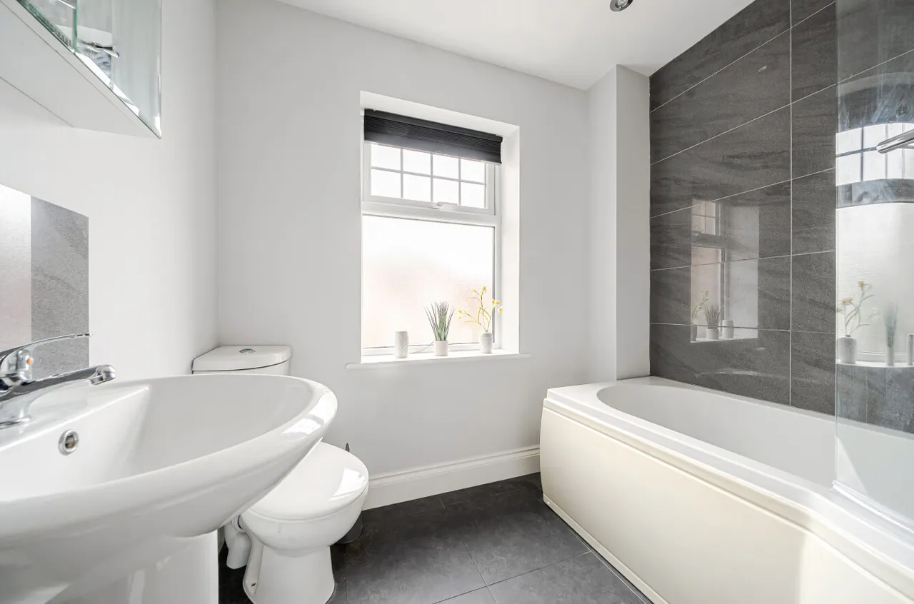 Elmhurst Road, Gosport, PO12, photo 6