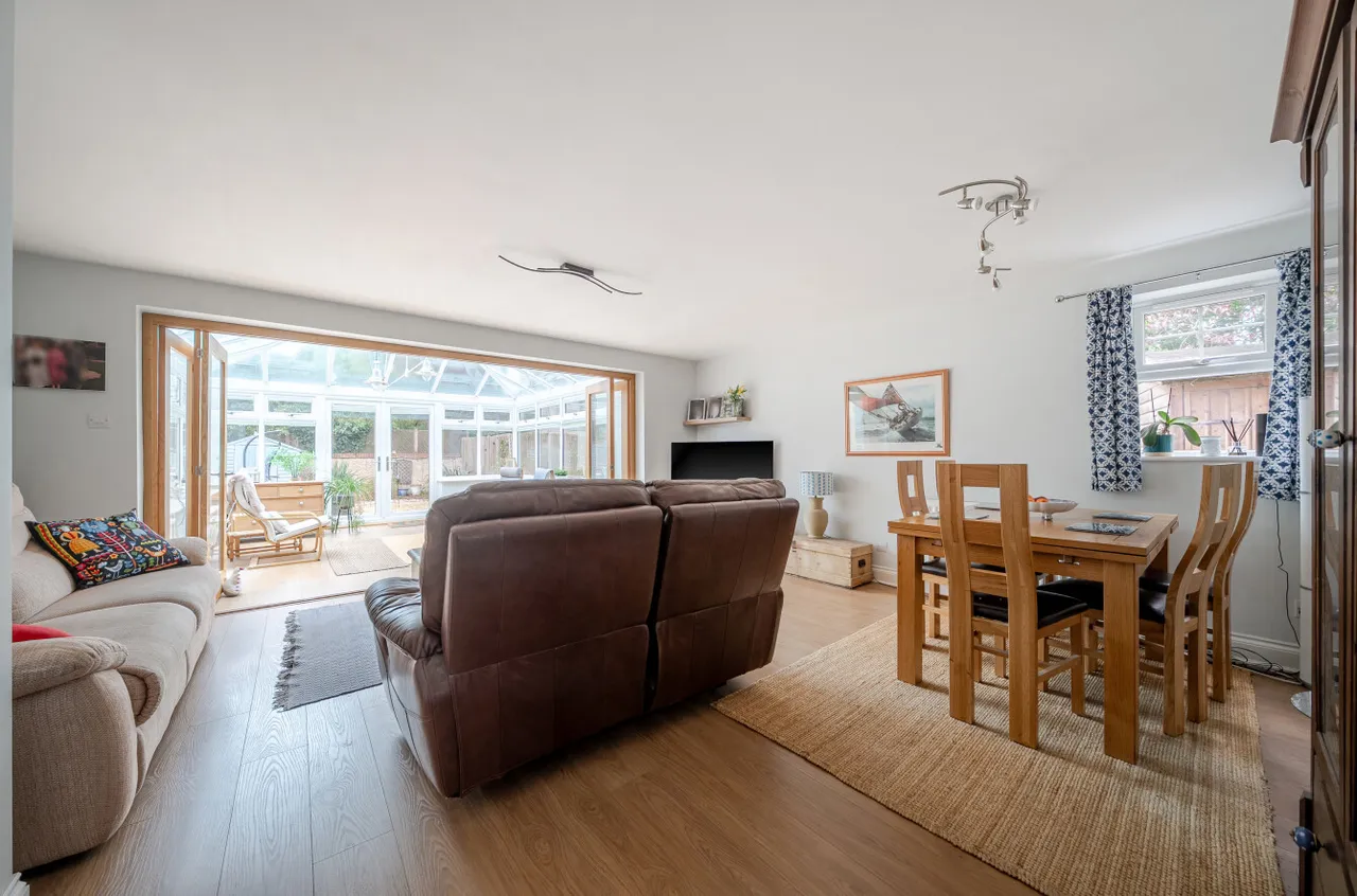 Elmhurst Road, Gosport, PO12, photo 13