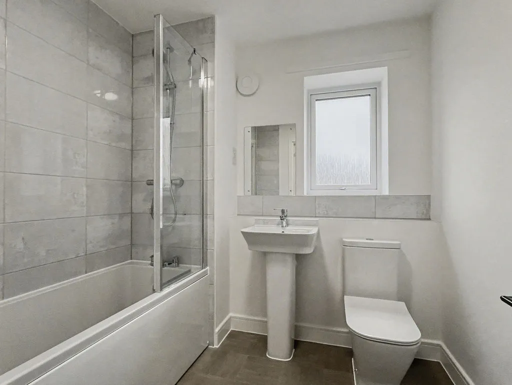 Harvest Hill, Maidenhead SL6 2QP, photo 8