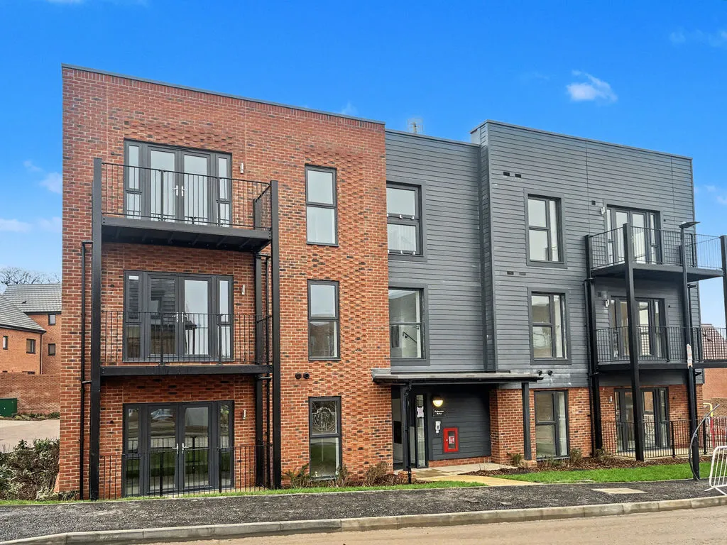 2 bed flat for sale — Harvest Hill, Maidenhead SL6 2QP