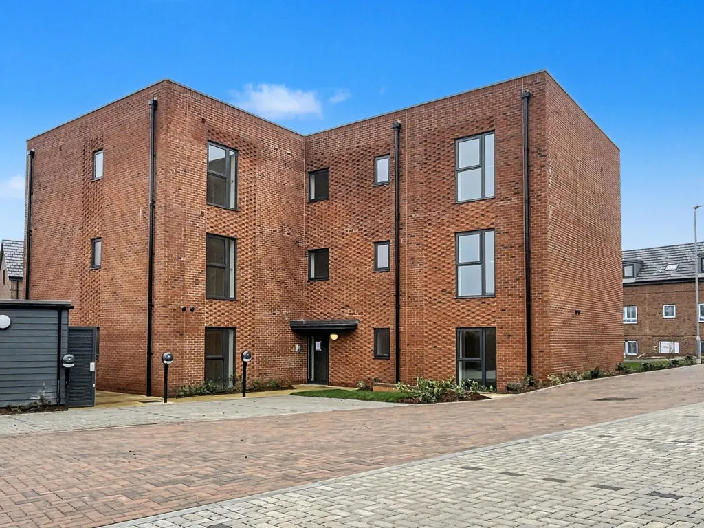 Harvest Hill, Maidenhead SL6 2QP, photo 10