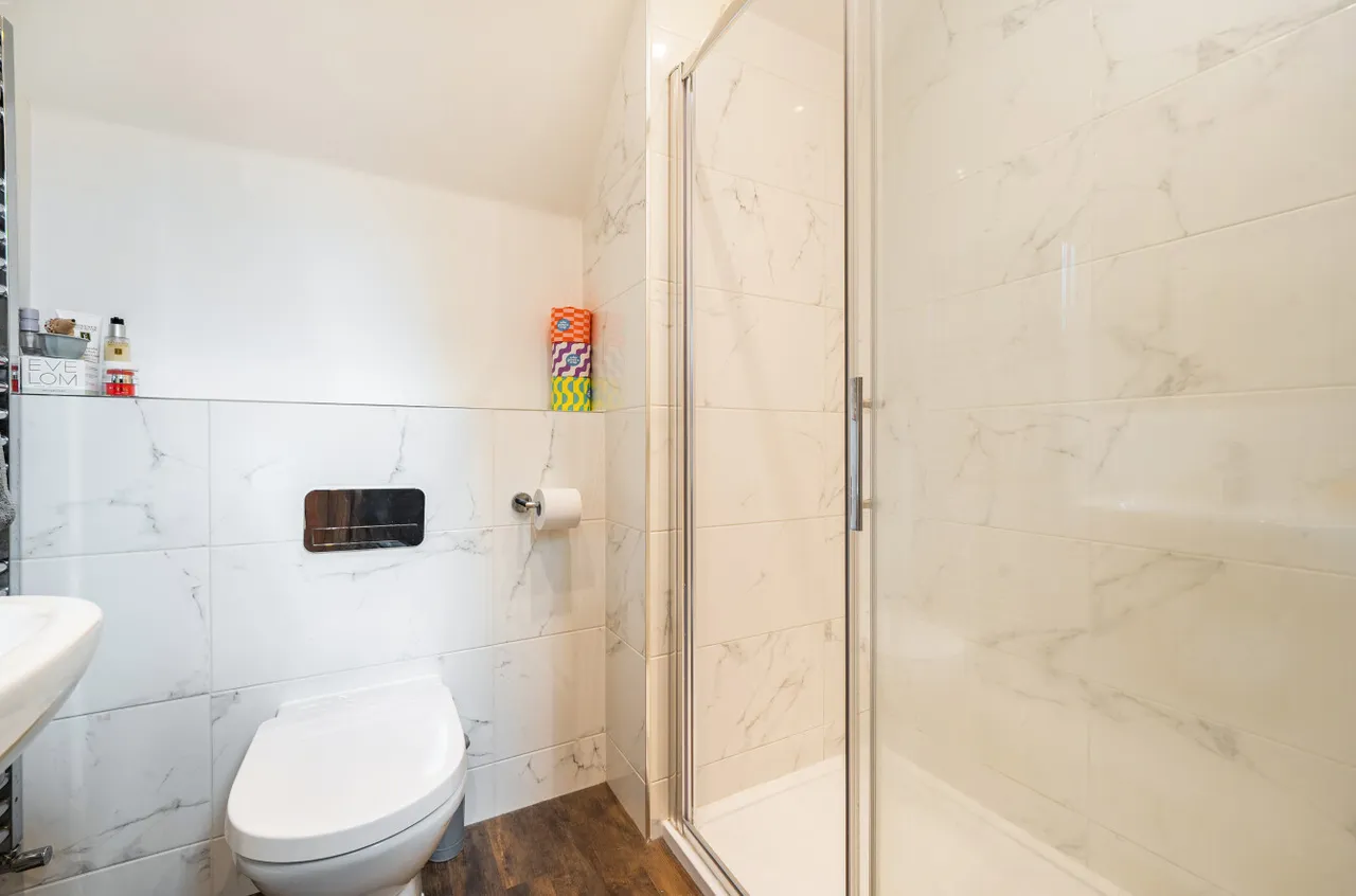 Hall Garden, Binfield, Bracknell, Berkshire, RG42 4NY, photo 18