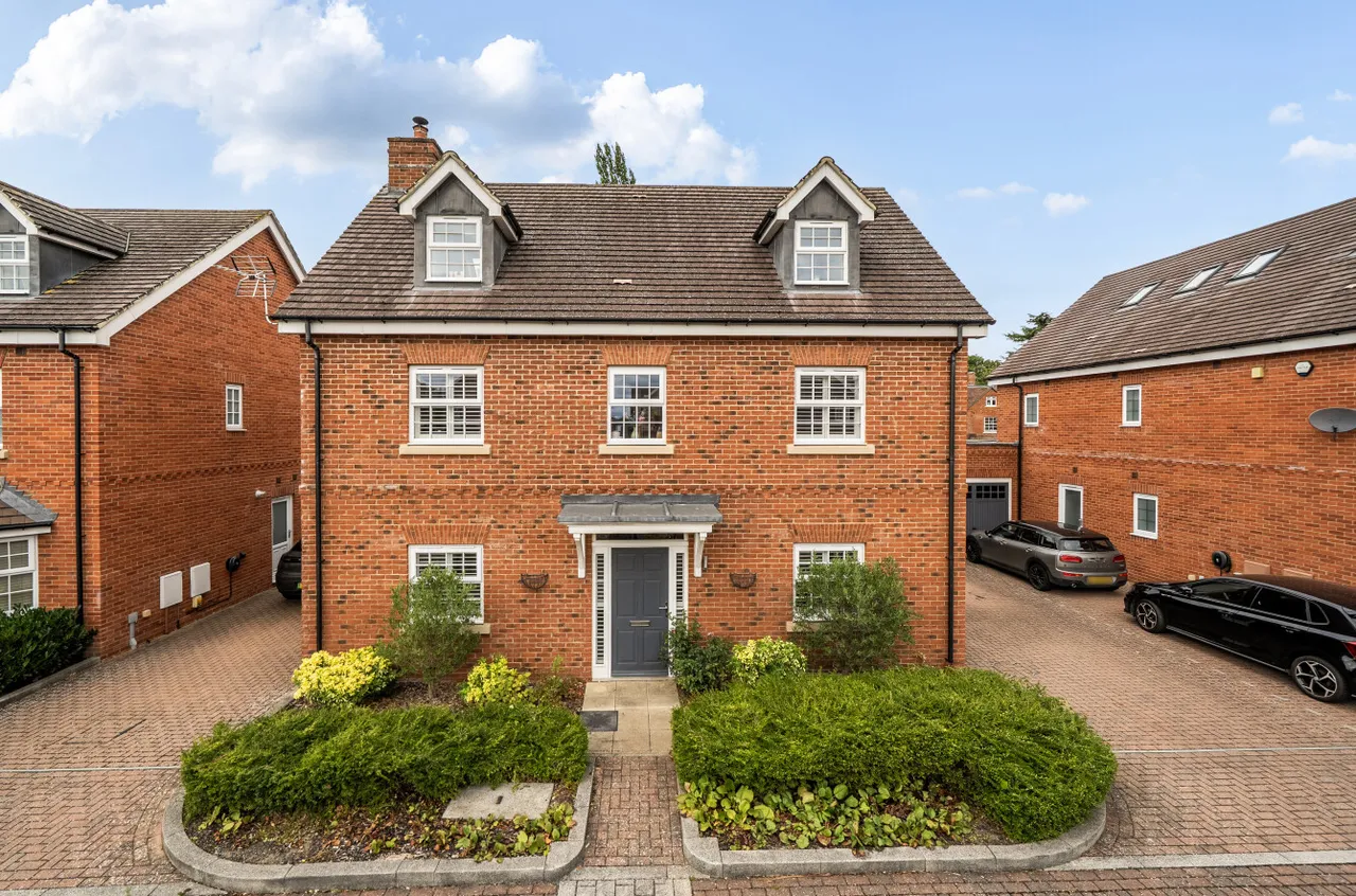 Hall Garden, Binfield, Bracknell, Berkshire, RG42 4NY, photo 25
