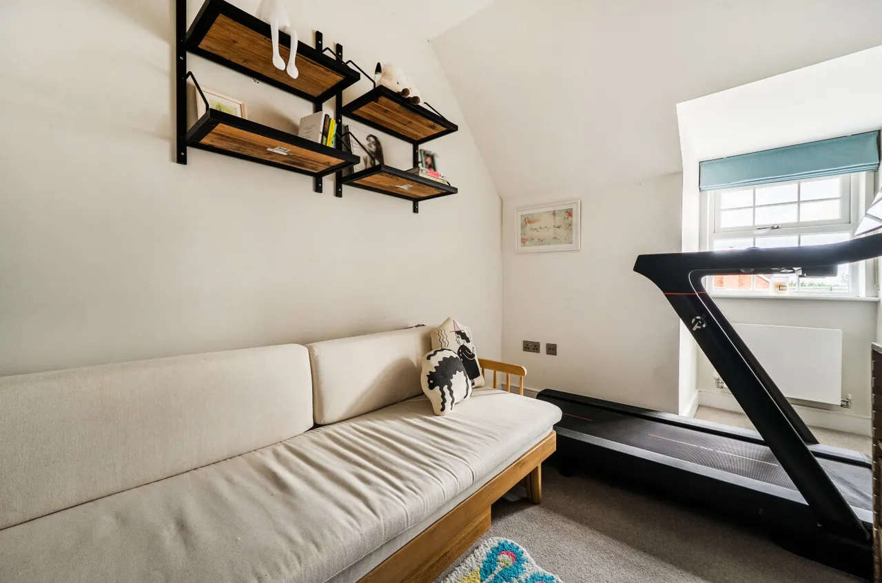 Hall Garden, Binfield, Bracknell, Berkshire, RG42 4NY, photo 16