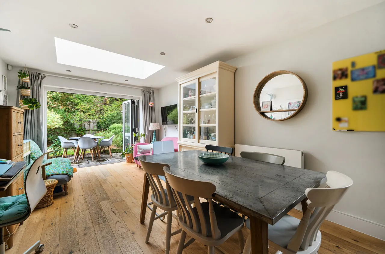 Hall Garden, Binfield, Bracknell, Berkshire, RG42 4NY, photo 7