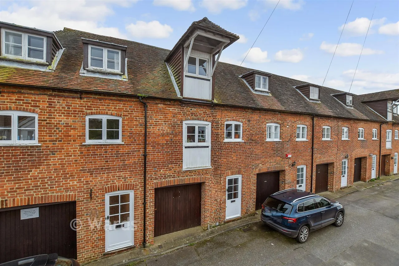3 bed house for sale, St. Lawrence Forstal, Canterbury, CT1
