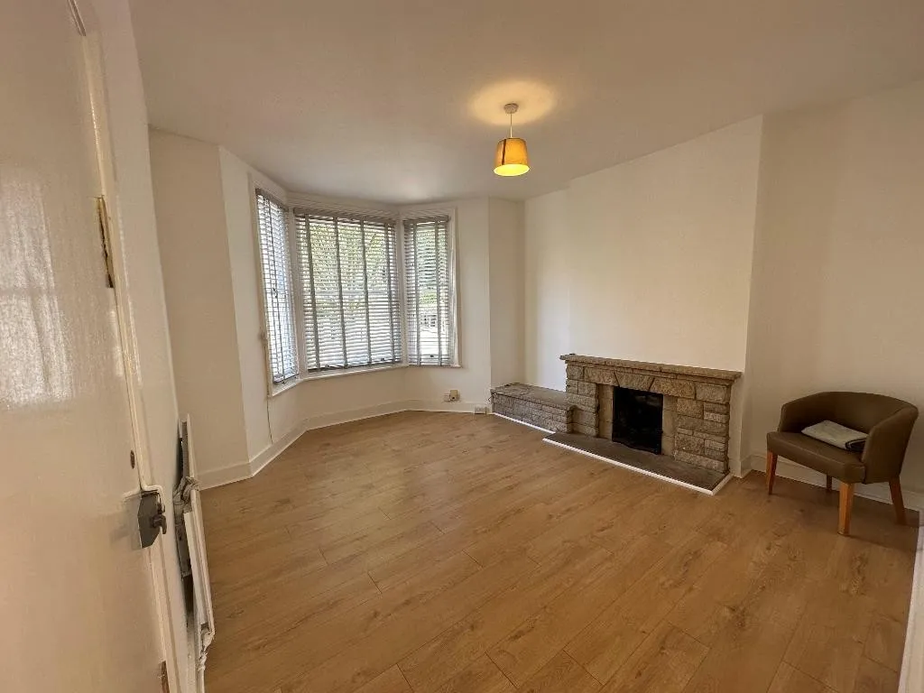 Exo Court, South Croydon, photo 3