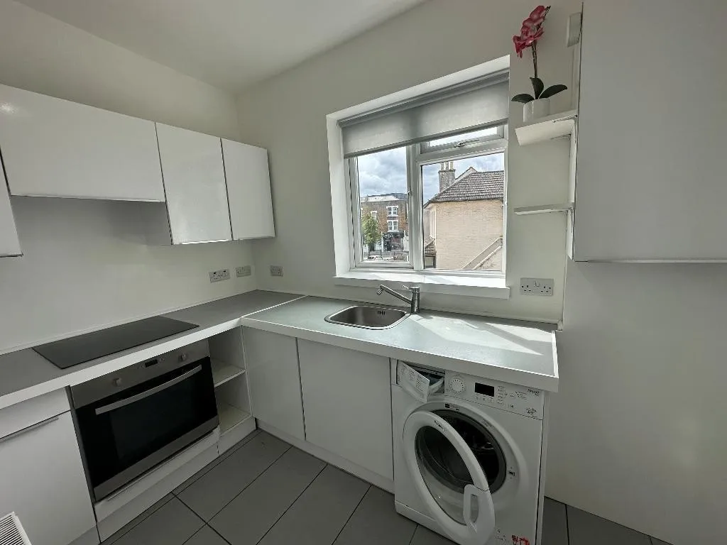 Exo Court, South Croydon, photo 5