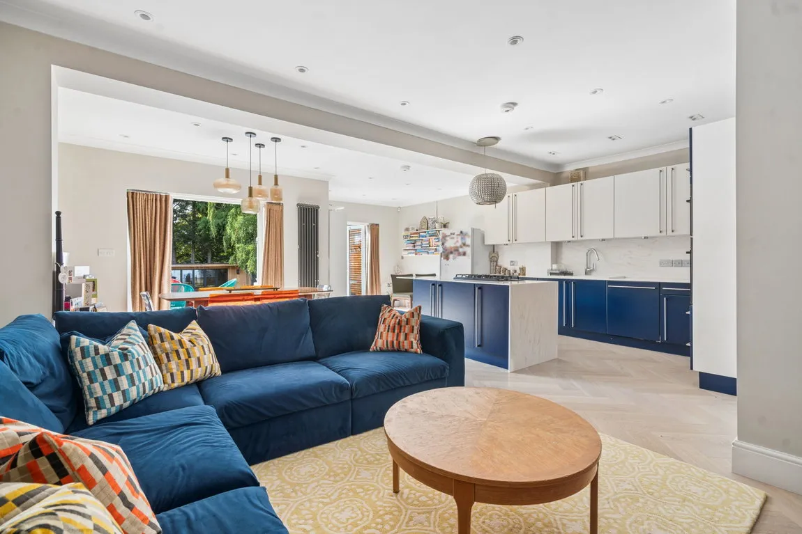 Woodhall Drive, Pinner, HA5, photo 3