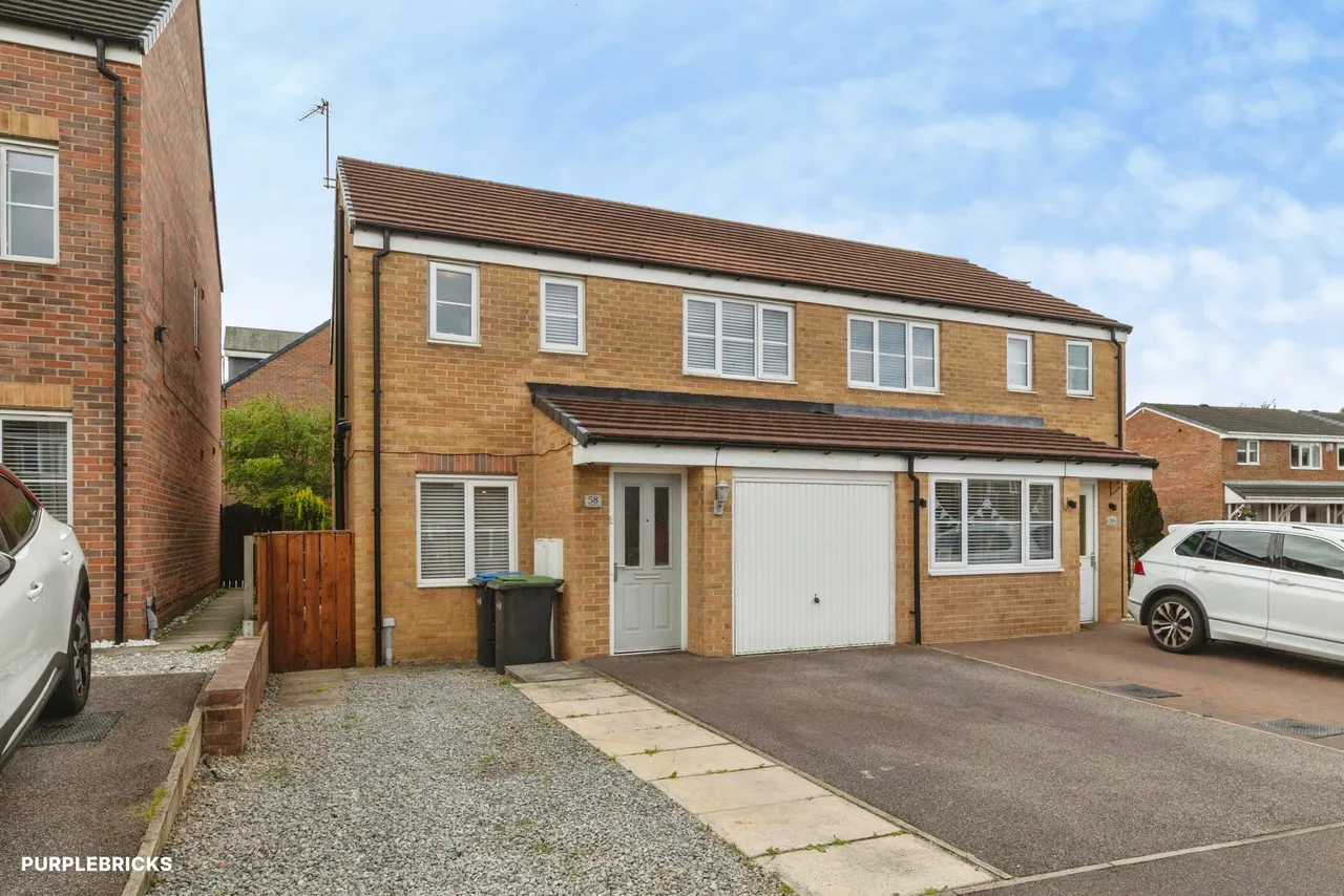 3 bed house for sale, Springbank, Peterlee, SR8
