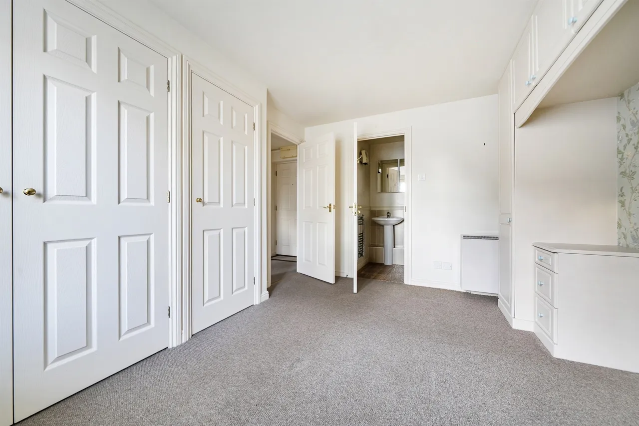 Gater Drive, Enfield, EN2, photo 7