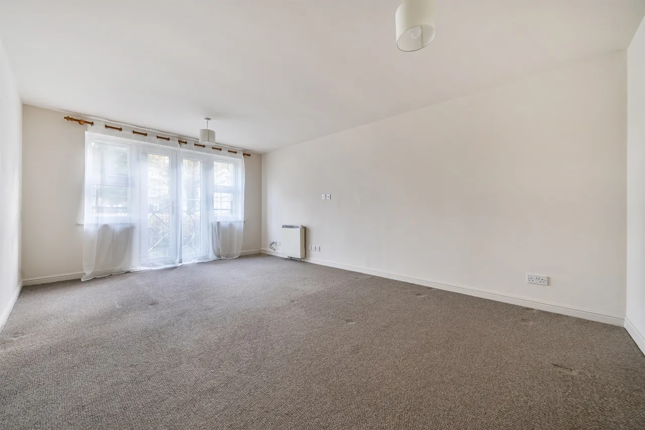 Gater Drive, Enfield, EN2, photo 3